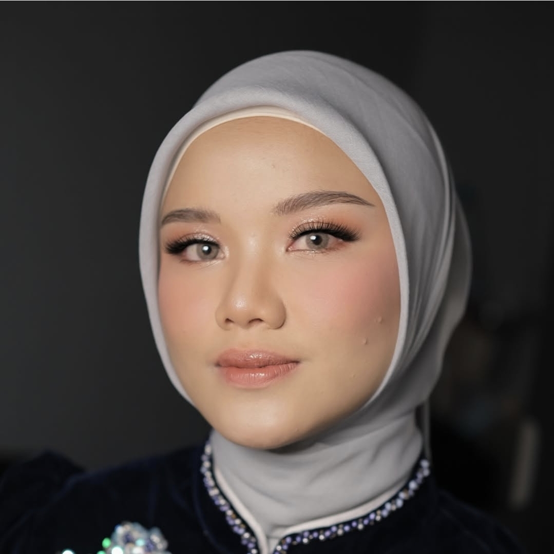 Graduation | Bridesmaid | Promnight | Guest | Wedding Attendance