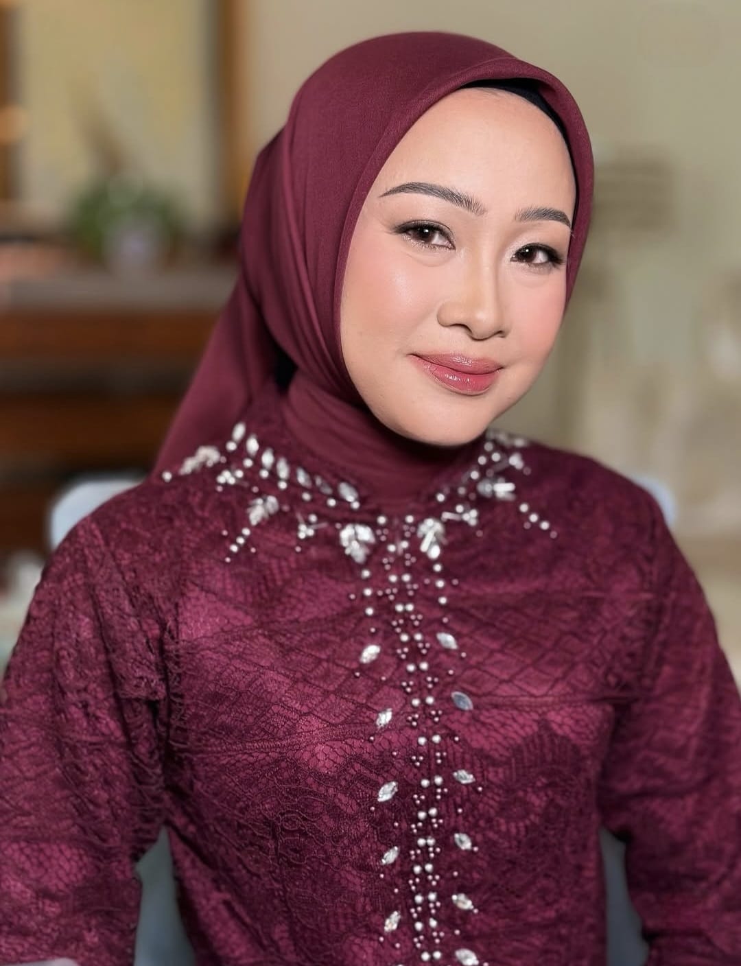 Bride to Be | Family Makeup | Host