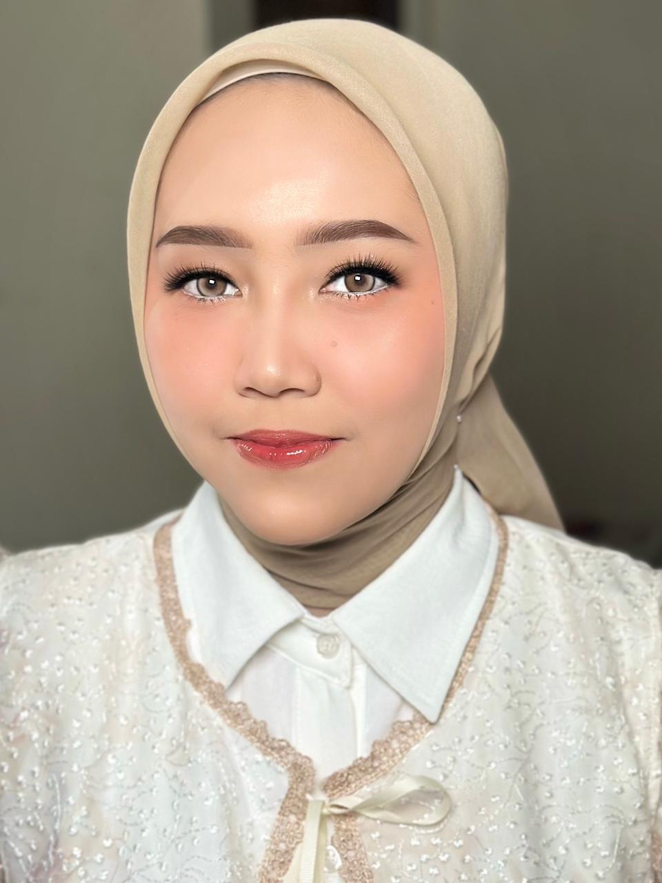 Graduation Univ | Engagement | Maternity